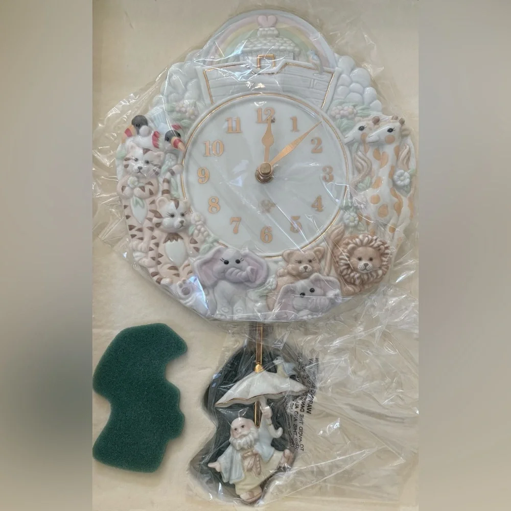 New in box Lenox Noah’s ark wall clock with pendulum porcelain vintage baby gift